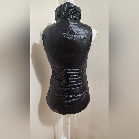 Lululemon Fluffin Awesome Vest - Picture 7 of 9